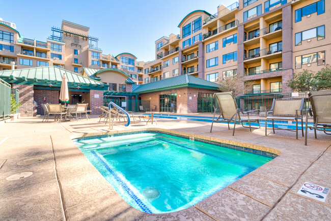 Photo - 16 W Encanto Blvd Apartments Unit 314