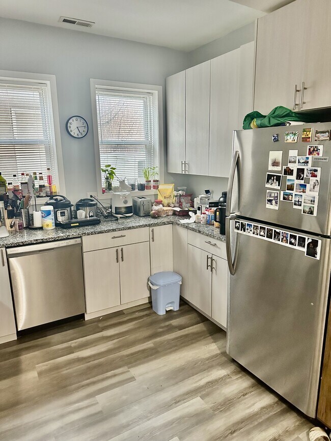 Photo - 2216 W 24th St