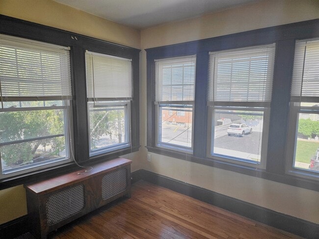 143 Atlantic St Unit 4