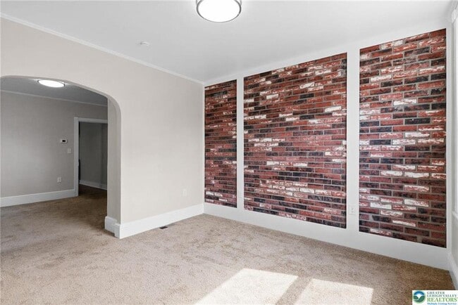 Photo - 821 Jackson St