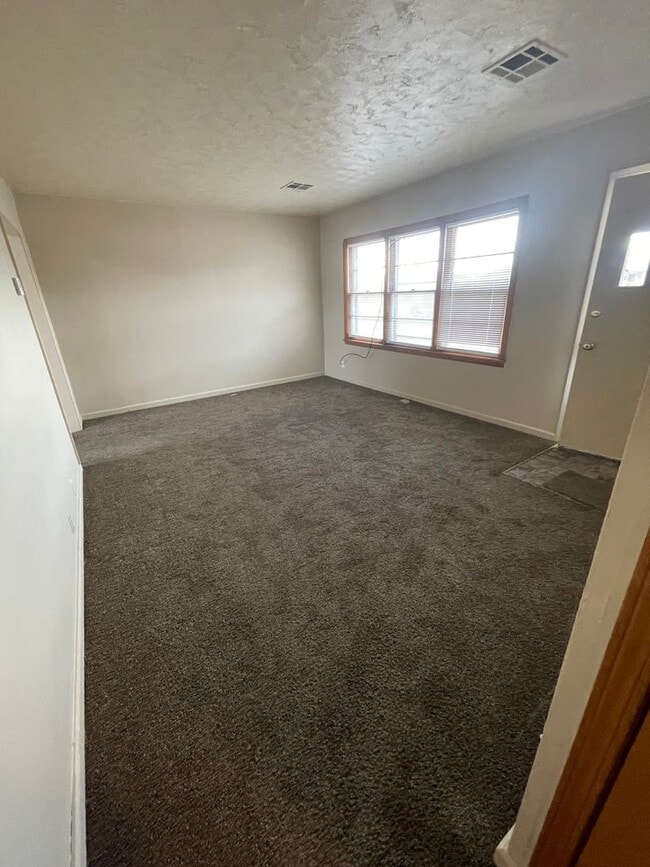 Photo - 1206-1208 Eisenhower Unit 1208 Eisenhower Ave.