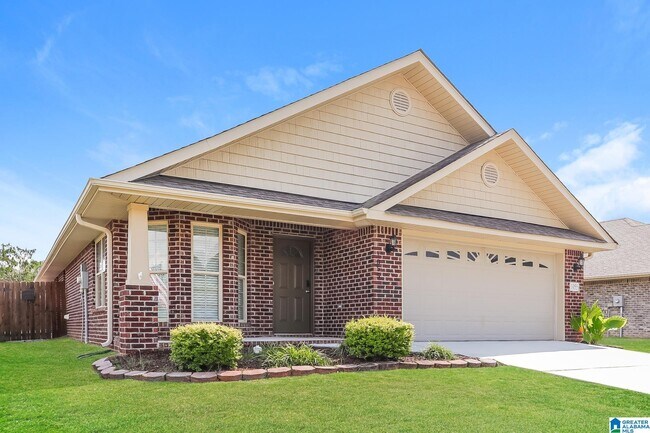 Photo - 1055 Clover Ave