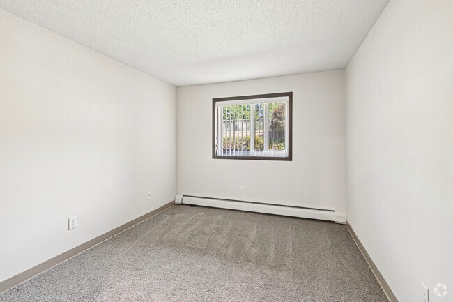 2BR, 1.5BA - 919SF - Second Bedroom