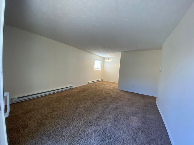 Photo - 2909-2911 E. 33rd Ave Unidad 2911 E. 33rd Ave