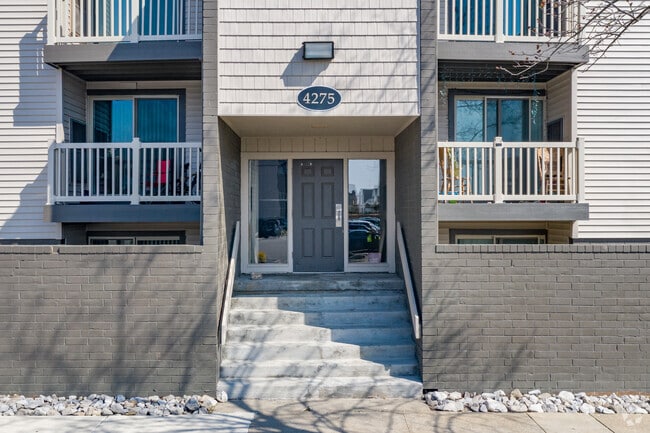 The Monterey Apartments and Townhomes