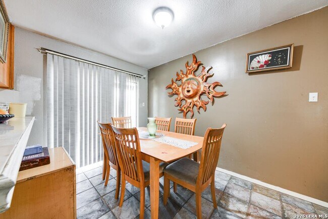 Photo - 5139 Grovehill St