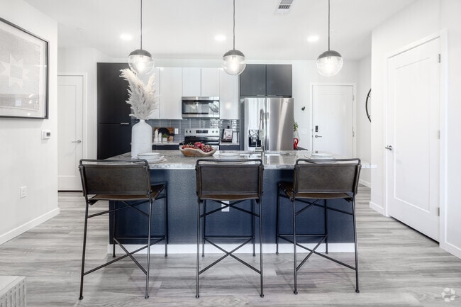 1BR, 1BA - 852SF - Kitchen - Arden Karl's Farm