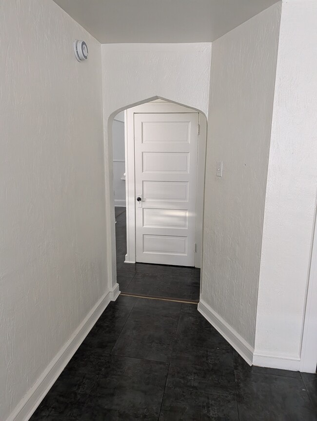 Photo - 319 W 11th St Unit 319 half