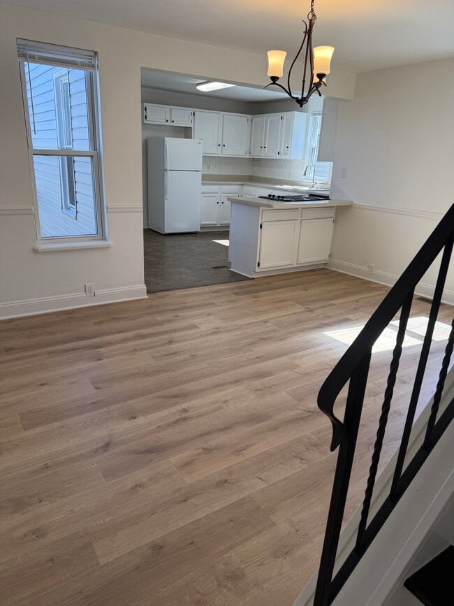 Photo - 456 Michigan Ave