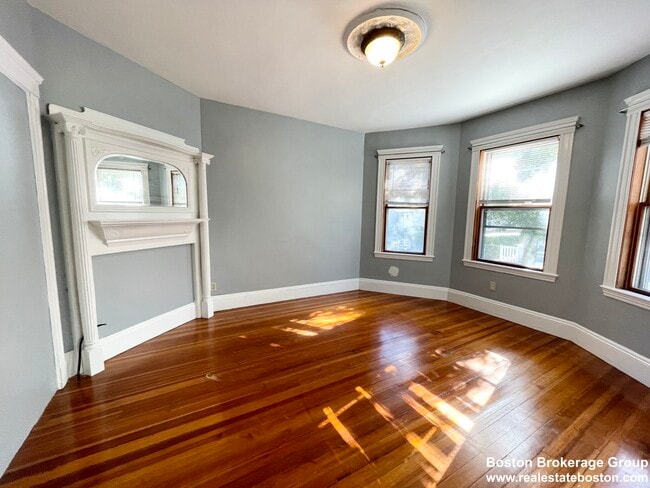 18 Romsey St Unit 1