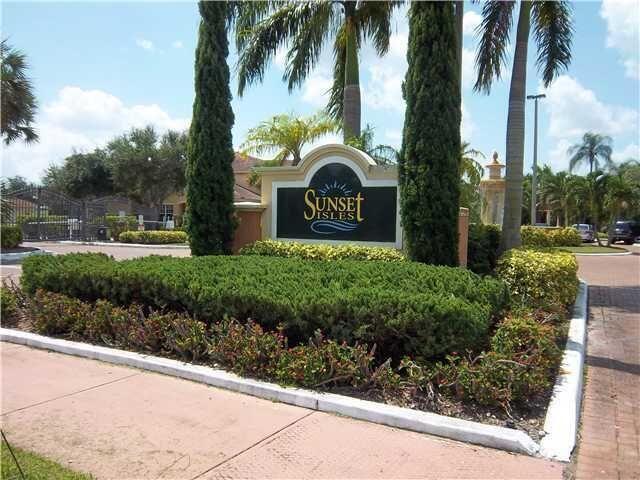 Photo - 10288 Fox Trail Rd S Unidad 301 Rental