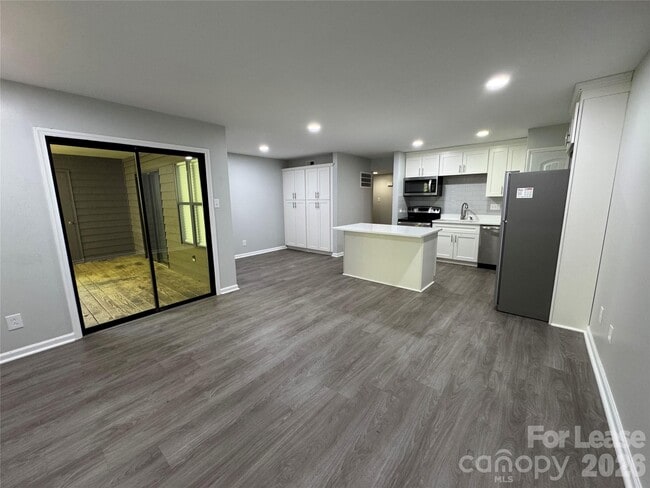 Photo - 2501 Kilborne Dr Unit D