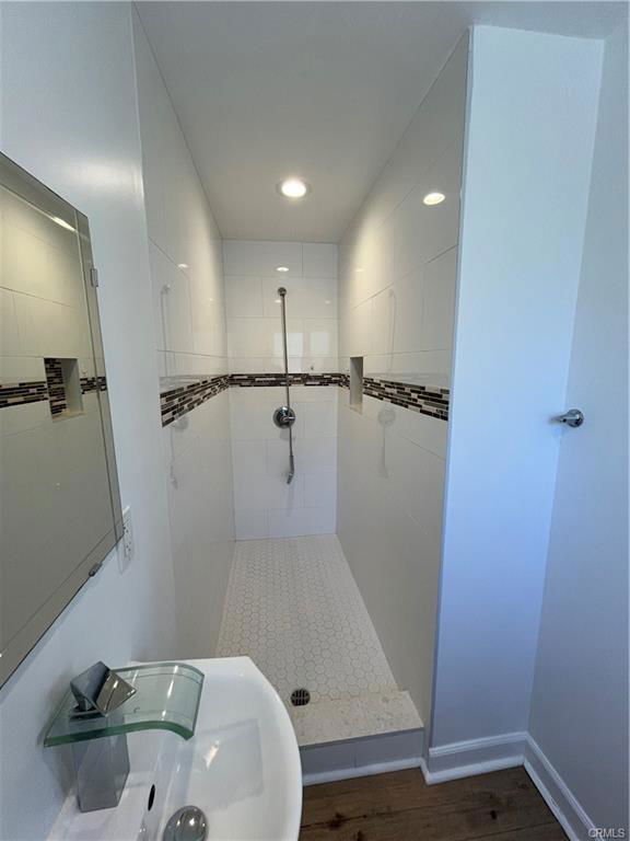 Photo - 17358 Lemac St