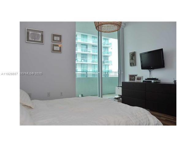 Photo - 350 NE 24th St Unit 906