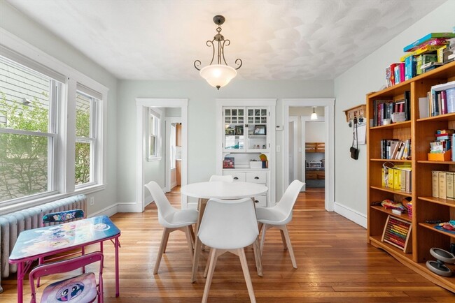 Photo - 15 Carney St Unit 1