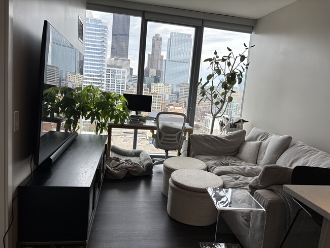 Photo - 229 S Peoria St Unit 1726