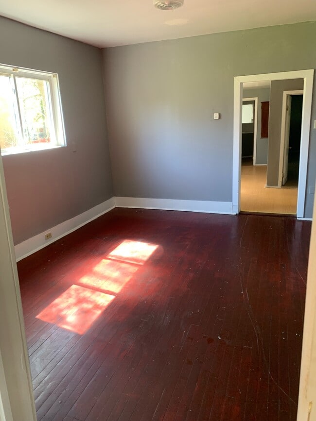 Photo - 241 Fitch St