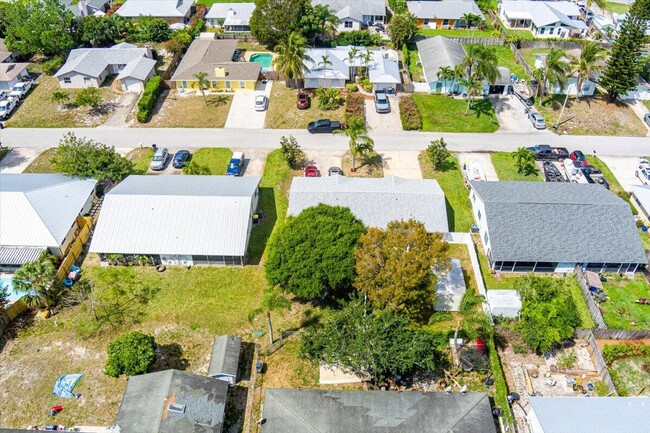 Photo - 8997 SE Sandy Ln