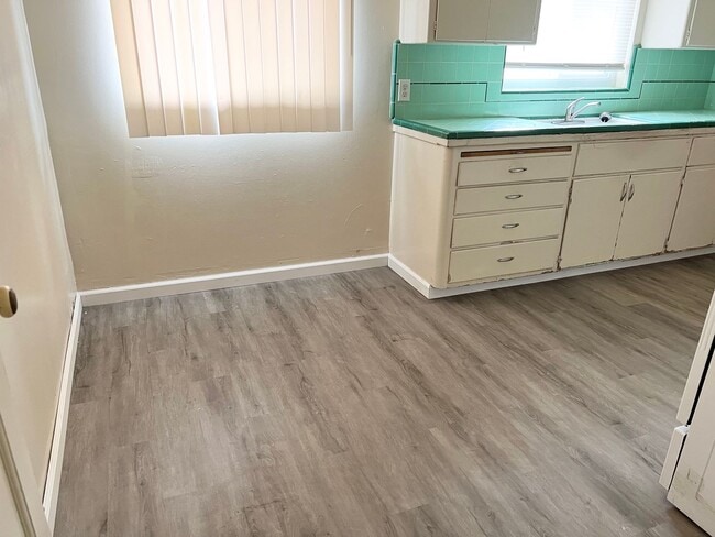 Photo - 2007-2009 N Teilman Ave Unit 2007 N Teilman Ave