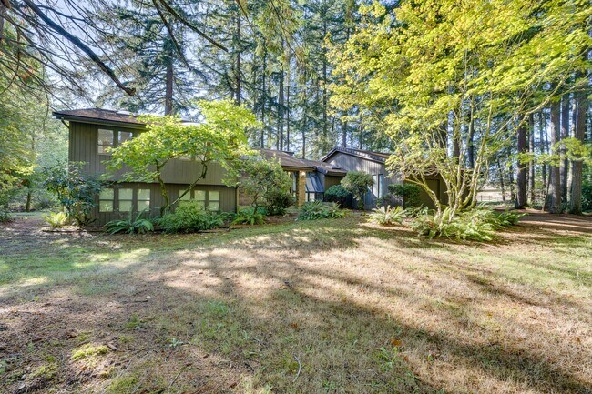 Photo - Mid Century Charming Bothell Retreat on 10...