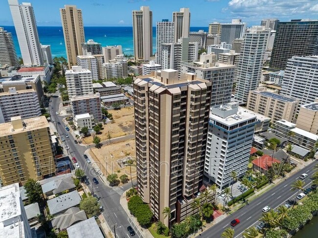 Photo - 320 Lili?uokalani Ave