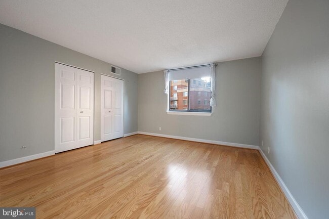 Building Photo - 3800 Fairfax Dr Unit 501 Rental