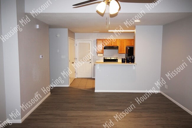 Photo - 1654 High Quest Cir