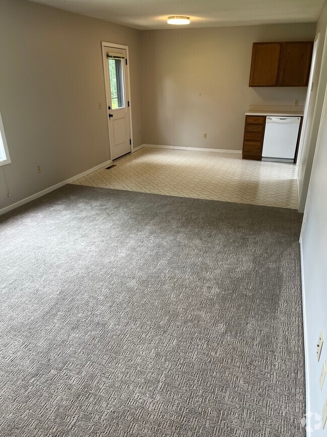 Building Photo - 513 Elm Ave Unit 103 Rental