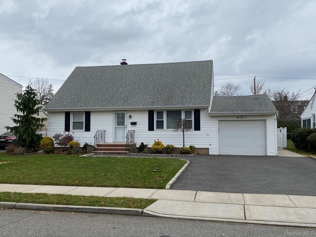 Photo - 25 Woodhollow Rd