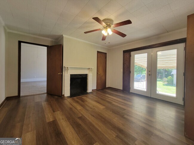 355 Bill Rutledge Rd