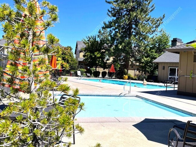 Photo - Spacious Corner Home with Community Pool in Prime SW Bend Location