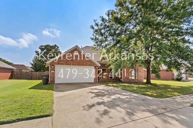 Photo - Bright & Beautiful 4 Bedroom Home with Fenced Yard and Modern Upgrades!