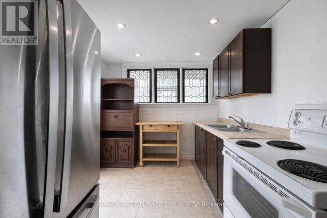 199 Division St
