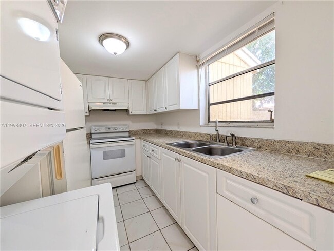 Photo - 58 SW 14th Terrace