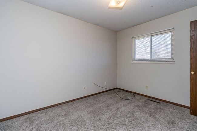 Building Photo - 4509-4511 Millbrook Dr. Unit 4511 Millbrook Dr.