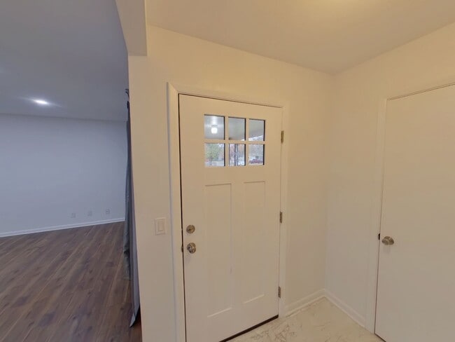 Photo - 3534 W 11th St N