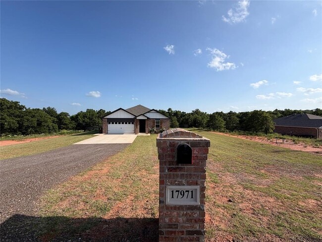 Building Photo - 17971 Lantana Loop