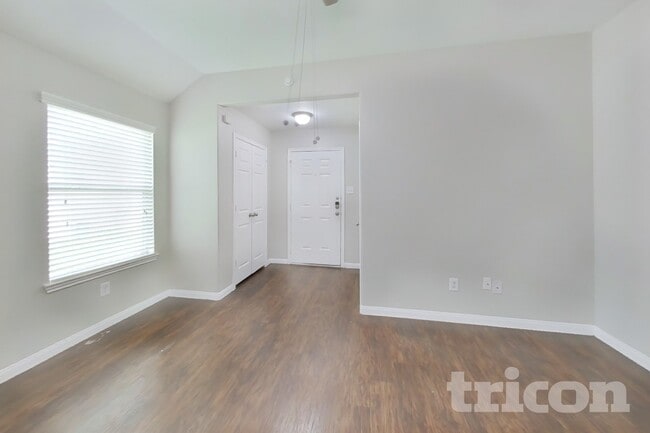 Photo - 21427 Wilona Way