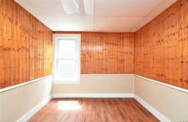 Photo - 28 Red Jacket Pky Unit #2