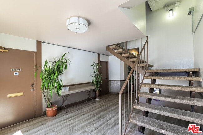 Photo - 953 4th St Unit 300