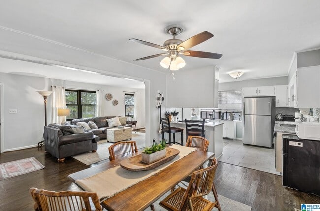 Photo - 2444 Columbiana Rd
