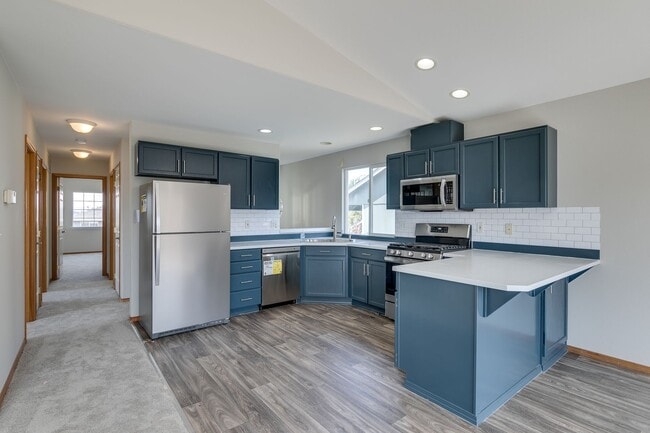 Photo - Lake Stevens Home For Rent! Open House This Saturday 8/22 1 - 3 p.m.