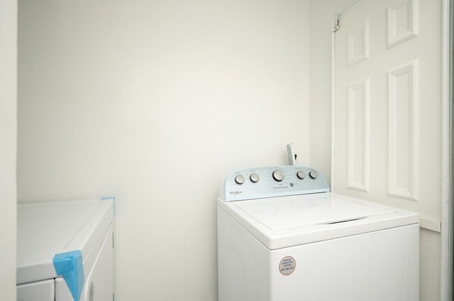 Photo - 2351 Jackson Dr