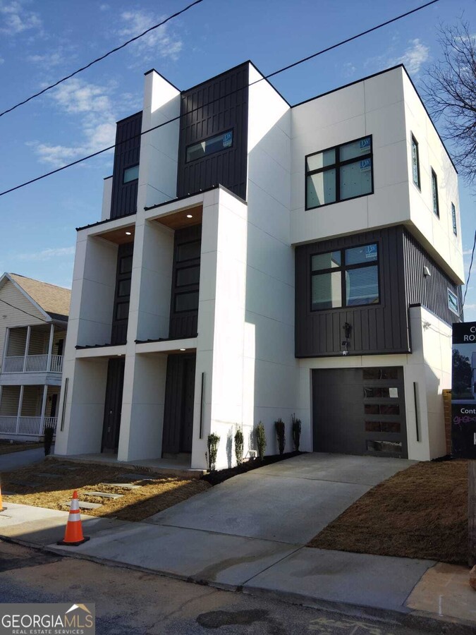 Photo - 68 Boulevard SE Townhome