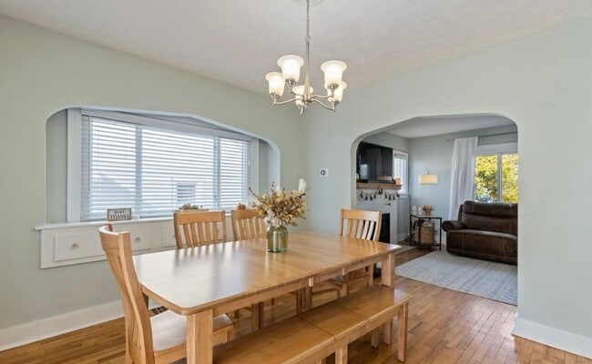 Photo - 524 Riley St