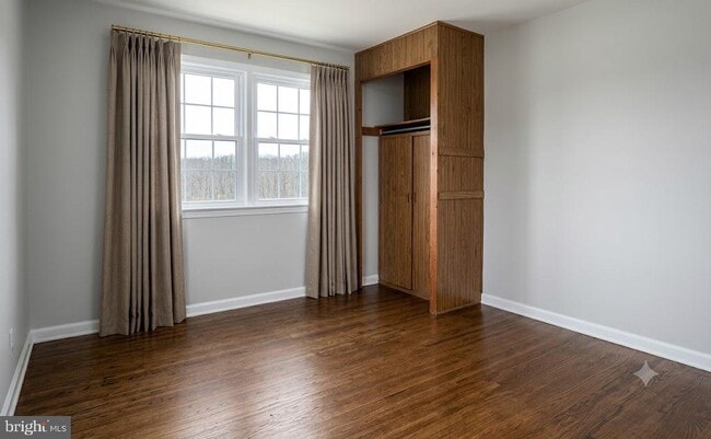 Photo - 306 Cornell Rd