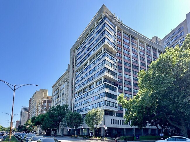 Photo - 3410 N Lake Shore Dr Condo Unit F13