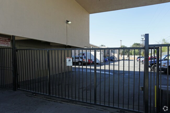 Photo - 9833 Atlantic Ave