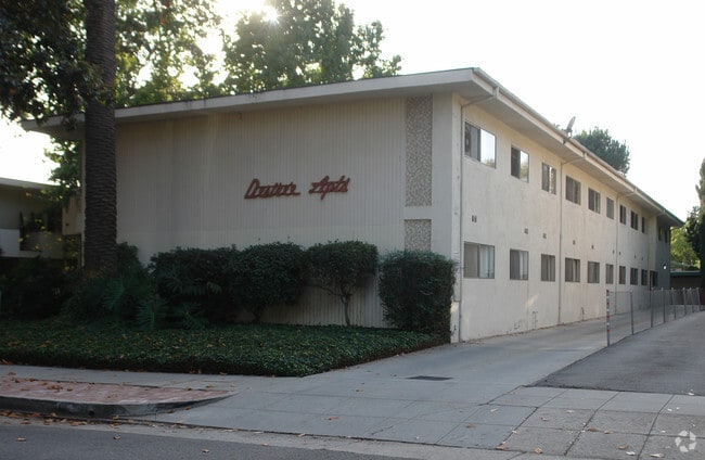 Photo - Desiree Apartments