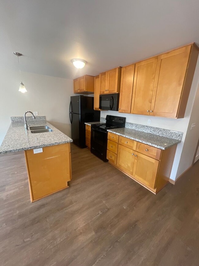 Photo - 2 Bedroom in Lebanon with Garage and backy...